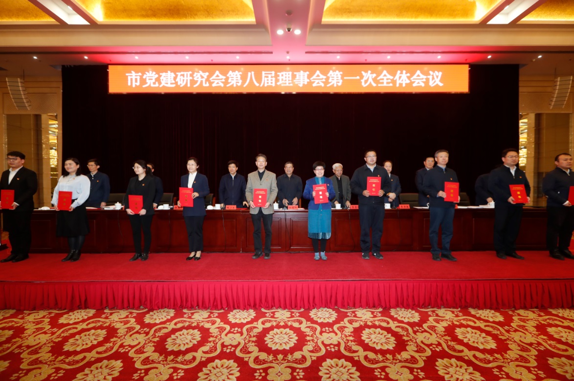 1619321988805063111.jpg 1619321988805063111.jpg